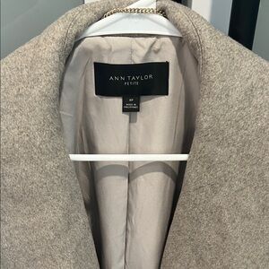 Ann Taylor Women's Tan Trench Coat